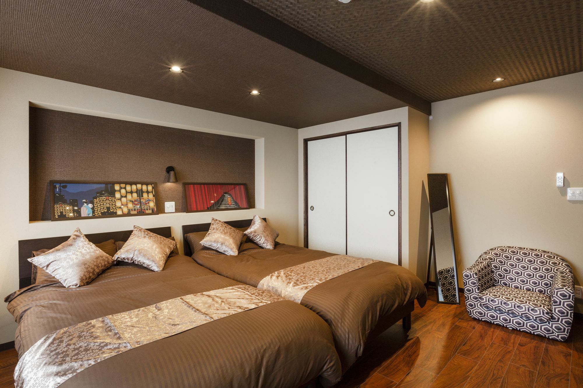 קיוטו Guest House Mon Cherie Gion מראה חיצוני תמונה